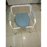 Commode seat